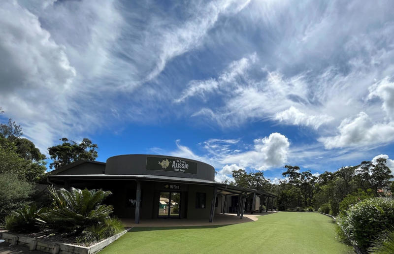 Leyland Brothers World, Tea Gardens, New South Wales Loved and lost, Coogee Palace and Aquarium, Sydney, New South Wales, Wonderland City, Sydney, New South Wales, Cadbury Tours and Visitor Centre, Claremont, Tasmania, Lameroo baths, Darwin, Northern Territory, Coogee Pleasure Pier, Sydney, New South Wales, Marineland, Sydney, New South Wales, Cresta Valley Ski Resort, Mount Buffalo, Victoria, Fantasy Glades, Port Macquarie, New South Wales, Old Sydney Town, Somersby, New South Wales, Atlantis Marine Park, Two Rocks, Western Australia, Magic Mountain, Adelaide, South Australia, Wonderland Sydney, Eastern Creek, New South Wales, Leyland Brothers World, Tea Gardens, New South Wales, Sega World, Sydney, New South Wales, Melbourne Star, Melbourne, Victoria