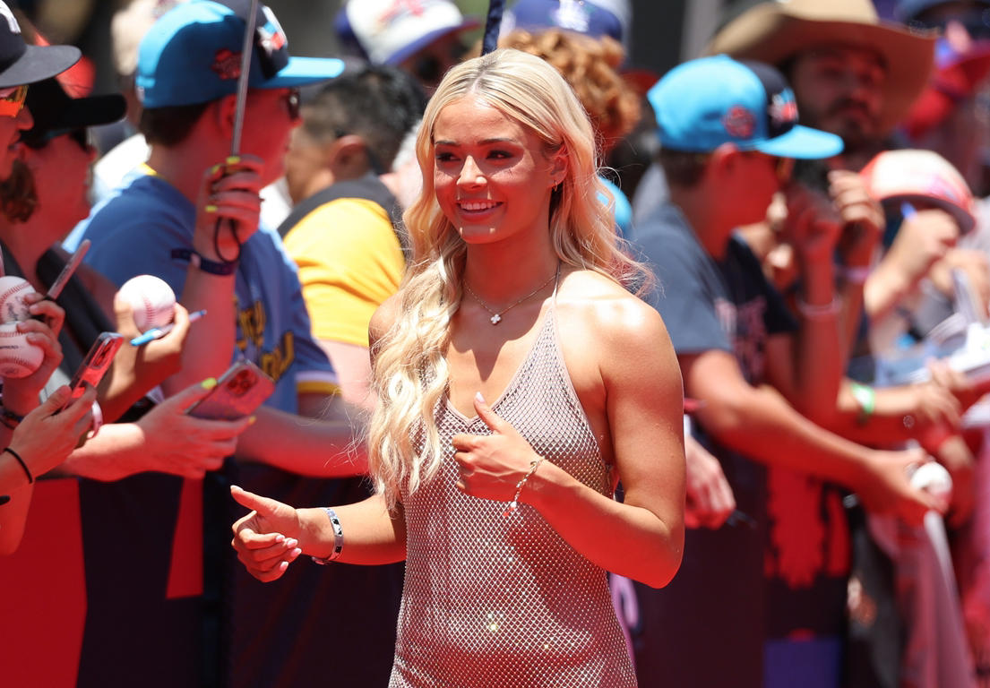 1. She Had the Followers, 2. She Moved Fast, 3. She’s an Athlete and an Influencer, 4. The Media Loved Her, 5. She Got Smart Representation, 6. She Changed the Game
