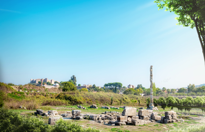 Ancient marvels brought back to life, The ruins: Temple of Artemis at Ephesus, Turkey, The reconstruction: Temple of Artemis at Ephesus, Turkey, The ruins: Lighthouse of Alexandria, Egypt, The reconstruction: Lighthouse of Alexandria, Egypt, The ruins: Hanging Gardens of Babylon, Iraq, The reconstruction: Hanging Gardens of Babylon, Iraq, The ruins: Great Pyramid of Giza, Egypt, The reconstruction: Great Pyramid of Giza, Egypt, The reconstruction: Mausoleum at Halicarnassus, Turkey, The ruins: Statue of Zeus at Olympia, Greece, The reconstruction: Statue of Zeus at Olympia, Greece, The ruins: Colossus of Rhodes, Greece