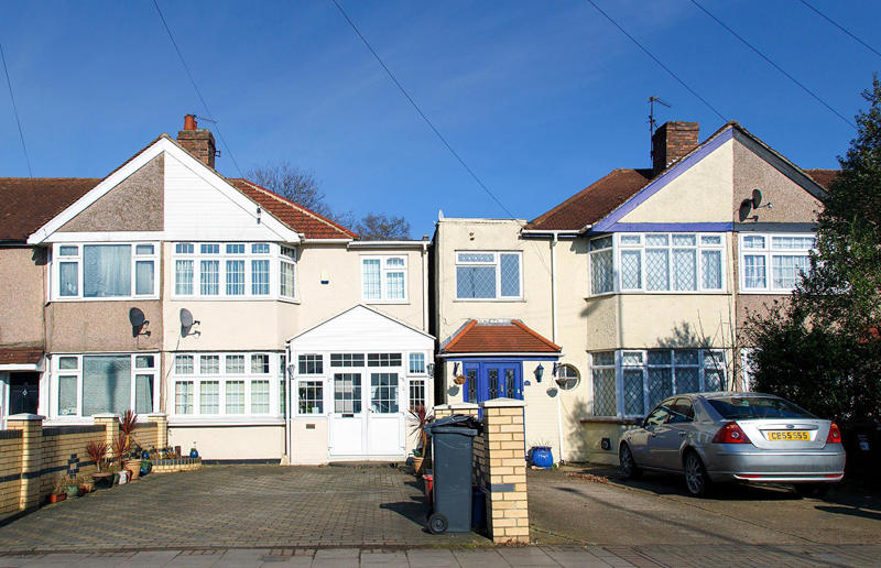 Create off-street parking Tricks of the property trade, Make sure your house has kerb appeal, Add a fresh lick of paint, Consider selling your home by auction, Get all your paperwork in order, Host an open house, Consider buyer motivation, Declutter everywhere, But don’t depersonalise, Add a large mirror, Clean until it sparkles, Don't go overboard on the kitchen, Dress the table, Flowers, flowers, flowers, Make sure the windows are in good condition, Eliminate big expenses, Clear the garage, Light a fire, Get rid of bad smells, Add homely scents, Curate your home carefully, Spruce up your garden, Freshen up soft furnishings, Create off-street parking, Consider getting a pet sitter, Be flexible, Start packing before you’ve sold, Put every space to use, Sell your area to buyers, Set a realistic asking price