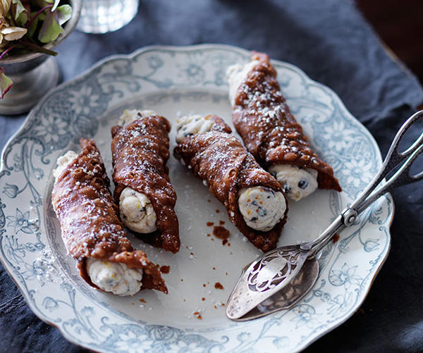 The best Easter desserts to make in 2026,          Flour and Stone’s Italian Easter tart      ,          Dan Pepperell’s hot cross cannoli      ,          Cuddura Cull’ova (Sicilian Easter biscuits)      ,          How to make tsoureki (Easter bread)      ,          Cassata      ,          Sweet cinnamon buns      ,          Chocolate and hazelnut babka      