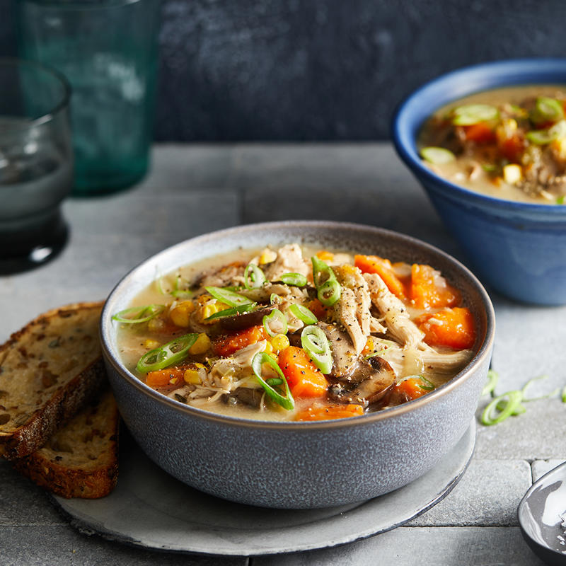 Ingredients, Key ingredients in this slow cooker beef soup, What is the best beef meat for soup?, Can you freeze this soup?, More soup recipes