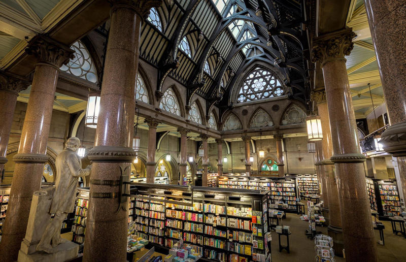 3. Waterstones, Bradford, England, UK 23. Cafebreria El Pendulo, Mexico City, Mexico, 22. Les Bouquinistes, Paris, France, 21. Strand Bookstore, New York City, New York, USA, 20. Word on the Water, London, England, UK, 19. Powell's Books, Portland, Oregon, USA, 18. Libreria Acqua Alta, Venice, Italy, 17. Livraria Ler Devagar, Lisbon, Portugal, 16. Daunt Books, London, England, UK, 15. Carturesti Carusel, Bucharest, Romania, 14. Hatchards, London, England, UK, 13. Brattle Book Shop, Boston, Massachusetts, USA, 12. Librairie Avant-Garde, Nanjing, China, 11. Bart's Books, Ojai, California, USA, 10. stories!, Hamburg, Germany, 9. Leakey's Bookshop, Inverness, Scotland, UK, 8. Boekhandel Dominicanen, Maastricht, Netherlands, 7. Zhongshuge Bookstore, Chongqing, China, 6. The Last Bookstore, Los Angeles, California, USA, 5. Akateeminen Kirjakauppa, Helsinki, Finland, 4. Shakespeare and Company, Paris, France, 3. Waterstones, Bradford, England, UK, 2. El Ateneo Grand Splendid, Buenos Aires, Argentina