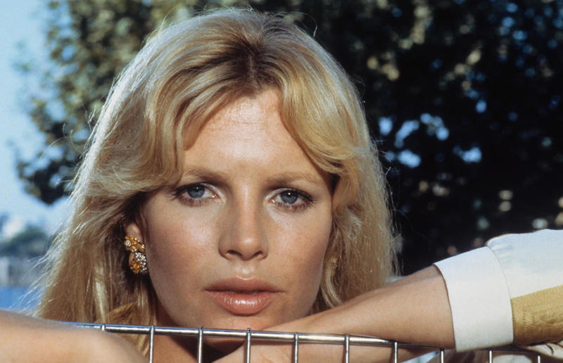 Kim Basinger: $20 million (£15m) 80s icons worth a fortune, Charlie Sheen: million (£2.3m), Kim Basinger: million (£15m), Kathleen Turner: million (£15m), Glenn Close: million (£38m), Christopher Walken: million (£38m), Sigourney Weaver: million (£46m), Michael J. Fox: million (£50m), Meg Ryan: million (£65m), Rob Lowe: 0 million (£77m), Dustin Hoffman: 0 million (£77m), Meryl Streep: 0 million (£77m), Drew Barrymore: up to 5 million (£96m), Bill Murray: 0 million (£138m), Jane Fonda: 0 million (£153m), Eddie Murphy: 0 million (£153m), Demi Moore: 0 million (£153m), Michelle Pfeiffer: 0 million (£192m), Bruce Willis: 0 million (£192m), Harrison Ford: 0 million (£230m), Michael Douglas: 0 million (£268m), Sylvester Stallone: 0 million (£307m), Mel Gibson: 5 million (£326m), Tom Cruise: 0 million (£460m)