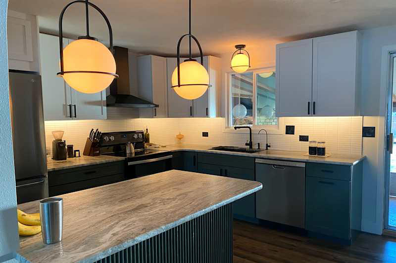1. Opening up the space, 2. A lot of lighting options, 3. Moody colors, 4. Texture, 5. Vintage touches, 6. High-quality kitchen items