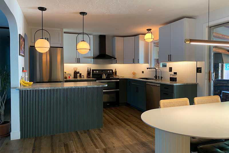 1. Opening up the space, 2. A lot of lighting options, 3. Moody colors, 4. Texture, 5. Vintage touches, 6. High-quality kitchen items