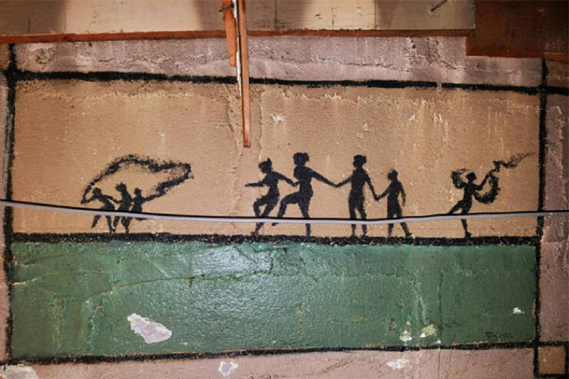 33 Cool Hidden Treasures People Discovered in Their Homes