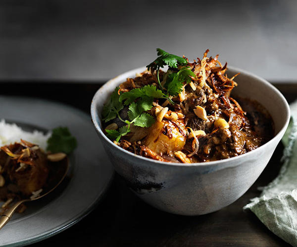 The best curry recipes to work your way through in 2025, Chiang Mai chicken curry , Beef and potato Massaman curry , Korean cauliflower curry , Palisa Anderson’s sour orange fish curry , Kerala-style prawn curry with cauliflower rice , Sri Lankan fish curry , Summer tomato curry with cauliflower rice , Dosas with coconut lentil curry , Roasted cauliflower curry with lime and coriander , Sunda’s fish curry with cucumber salad and coriander chutney , Palisa Anderson’s gaeng keow wan gai (Thai green chicken curry) , Avani’s lamb curry , Ohn no khao swè (Burmese curry chicken noodle soup) , O Tama Carey’s Sri Lankan crab curry , Moreton Bay bug curry with mango , Snapper curry with green beans and coriander , Eggplant and pineapple curry , Mussel curry with pineapple and potato rösti , Helly Raichura’s Mughlai lamb curry (kosha mangsho)