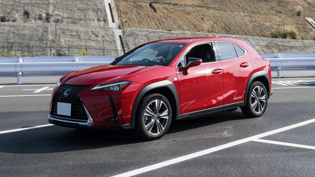 2026 J.D. Power Most Reliable Vehicles: Every Segment Winner Explained, Compact Car: Toyota Corolla, Midsize Car: Toyota Camry, Compact Premium Car: Lexus IS, Small SUV: Subaru Crosstrek, Compact SUV: Chevrolet Equinox, Midsize SUV: Nissan Murano, Upper Midsize SUV (Tie): Buick Enclave / Toyota 4Runner, Small Premium SUV: Lexus UX, Compact Premium SUV: BMW X4, Midsize Premium SUV: Lexus GX, Upper Midsize Premium SUV: Cadillac XT6, Midsize Pickup: Toyota Tacoma, Minivan: Toyota Sienna, Large Light Duty Pickup: Ram 1500, More Issues Now Concern Software and Electrification