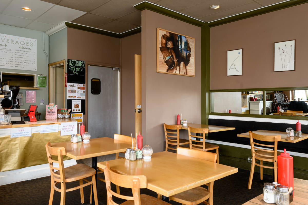 THE SPOTS, El Mil Amores, Foreign Cinema, Hong Kong Lounge, Piccino Presidio, Reem's Mission, Kitchen Story, Early To Rise, Tartine Manufactory, Smoke Soul Kitchen, Outerlands, Piglet & Co, Tastebuds, Mayaflor, Causwells, The Front Porch