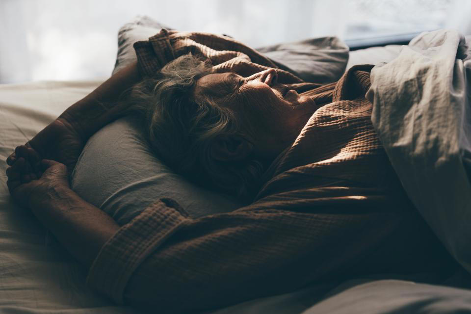 その1：毎日5つの色の食材を食べる, その2：毎日、さまざまなタイプの運動をする , その3：質の高い睡眠を確保する, その4：新たなスキルを学んで、脳に刺激を与える
