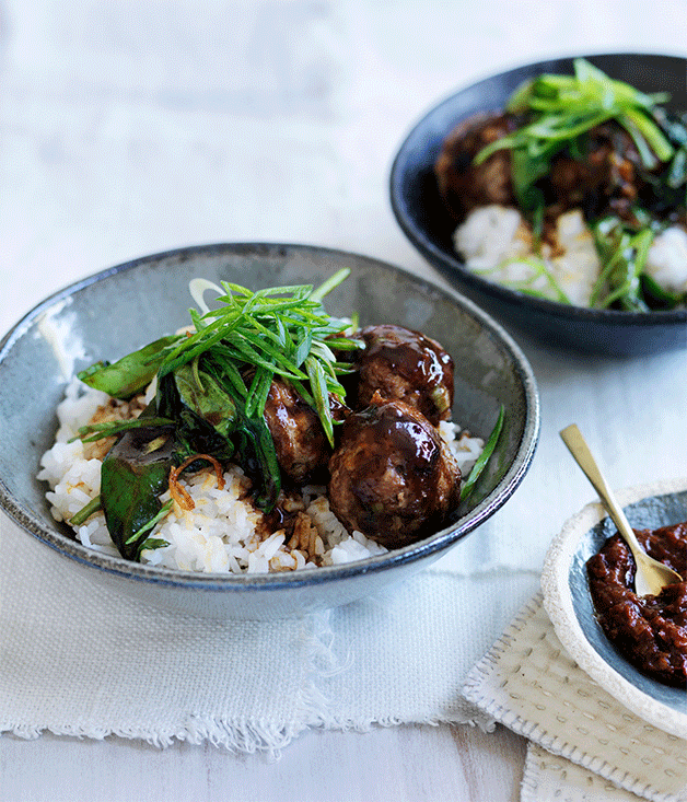 Best pork mince recipes for easy dinners in 2025,          Big pork and prosciutto meatballs with polenta      ,          Pork, scallop and sticky rice siu mai      ,          Tipo 00’s rigatoni ragù Bolognese      ,          Crisp pork and ginger gyozas with sesame rayu      ,          Pork and ginger meatballs with choy sum      ,          Spaghetti con polpette (Spaghetti with meatballs)      ,          Louis Tikaram’s stir-fried snake beans with pork      ,          Pork pad kra pao with fried egg      ,          Baked pork and veal meatball sub      ,          Spicy Sichuan-style soup with pork, lettuce and soft tofu      ,          Polpetti with roasted tomato sauce and pappardelle      ,          Pork and fennel polpette      ,          Sang choi bau with pork and shiitake      ,          Minced pork tossed noodles (Zhajiang mian)      ,          Wonton soup with Sichuan red oil and black vinegar chilli sauce      ,          Pork and fennel meatball strozzapreti with braised chicory and chilli      