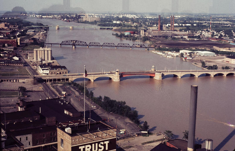 Ohio: Aerial view of Toledo (c.1970s) Life in the 1970s in every state, Alabama: Alabama Theatre, Birmingham (1972), Alaska: Fishing on Nonvianuk Lake (1973), Arizona: Route 66, Winslow (1979), Arkansas: Testing for pollution in Fort Smith (1973), California: The streets of San Francisco (c.1970), Colorado: Galena Street, Aspen (1974), Connecticut: Collin’s Diner, Canaan (1976), Delaware: Old State House, Dover (1970), Florida: Disney’s Magic Kingdom (1970), Georgia: Farmer ploughing field in Helen (1970), Hawaii: The Brady Bunch in ‘Hawaii Bound’ (1972), Idaho: Camping on Lake Stanley (c.1970s), Illinois: Roller Disco fashion show, Chicago (1979), Indiana: Indianapolis 500 (1973), Iowa: Sergeant John F. Baker Jr. Bridge, Davenport (1972), Kansas: Grain elevator, White Cloud (1974), Kentucky: Miners’ homes, Brookside (1974), Louisiana: Bourbon Street, New Orleans (1976), Maine: Fishing in Cape Elizabeth (1971), Maryland: School excursion to Baltimore harbor (1973), Massachusetts: Haymarket Square, Boston (1973), Michigan: Annual smelt run, Tawas City (1973), Minnesota: SkyRise Terrace, St Paul (1971), Mississippi: Hurricane Camille Gift Shop, Gulfport (1979), Missouri: Tourist information booth, Lake of the Ozarks, Montana: East Glacier Park train station (1974), Nebraska: Sioux tribal dance, North Platte (1970), Nevada: Fremont Street, Las Vegas (c.1970), New Hampshire: Waterville Valley (1972), New Jersey: Seaside Heights boardwalk (1978), New Mexico: Mesa viewpoint (c.1970s), New York: Sightseeing cruise, New York City (c.1970s), North Carolina: Prom queen parade, Huntersville (c.1970s), North Dakota: Arriving at Fargo station (c.1972), Ohio: Aerial view of Toledo (c.1970s), Oklahoma: Oral Roberts University, Tulsa (c.1977), Oregon: Union Station, Portland (1974), Pennsylvania: Street parade, Philadelphia (1976), Rhode Island: Giant milk can, Lincoln (1978), South Carolina: Jungle Golf, Myrtle Beach (1979), South Dakota: Reptile Gardens Wild Animal Park (1975), Tennessee: Interstate 24 near Nashville (1972), Texas: Dallas freeway (1970), Utah: Dead Horse Point, Canyonlands (1972), Vermont: Farm shop (1975), Virginia: Tysons Corner Mall, Tysons Corner (1976), Washington: Seattle skyline (1973), West Virginia: Laundromat, Cedar Grove (1973), Wisconsin: Lake Mendota (1979)
