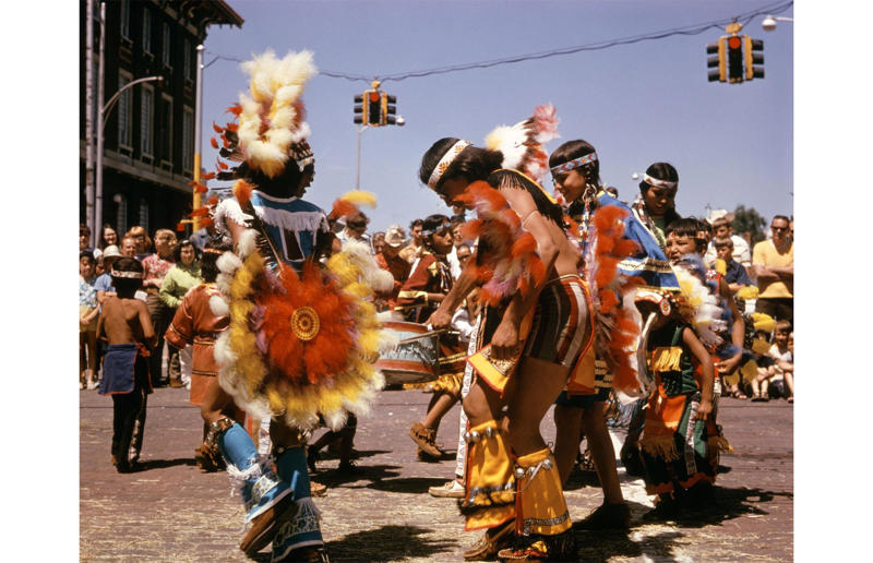 Nebraska: Sioux tribal dance, North Platte (1970) Life in the 1970s in every state, Alabama: Alabama Theatre, Birmingham (1972), Alaska: Fishing on Nonvianuk Lake (1973), Arizona: Route 66, Winslow (1979), Arkansas: Testing for pollution in Fort Smith (1973), California: The streets of San Francisco (c.1970), Colorado: Galena Street, Aspen (1974), Connecticut: Collin’s Diner, Canaan (1976), Delaware: Old State House, Dover (1970), Florida: Disney’s Magic Kingdom (1970), Georgia: Farmer ploughing field in Helen (1970), Hawaii: The Brady Bunch in ‘Hawaii Bound’ (1972), Idaho: Camping on Lake Stanley (c.1970s), Illinois: Roller Disco fashion show, Chicago (1979), Indiana: Indianapolis 500 (1973), Iowa: Sergeant John F. Baker Jr. Bridge, Davenport (1972), Kansas: Grain elevator, White Cloud (1974), Kentucky: Miners’ homes, Brookside (1974), Louisiana: Bourbon Street, New Orleans (1976), Maine: Fishing in Cape Elizabeth (1971), Maryland: School excursion to Baltimore harbor (1973), Massachusetts: Haymarket Square, Boston (1973), Michigan: Annual smelt run, Tawas City (1973), Minnesota: SkyRise Terrace, St Paul (1971), Mississippi: Hurricane Camille Gift Shop, Gulfport (1979), Missouri: Tourist information booth, Lake of the Ozarks, Montana: East Glacier Park train station (1974), Nebraska: Sioux tribal dance, North Platte (1970), Nevada: Fremont Street, Las Vegas (c.1970), New Hampshire: Waterville Valley (1972), New Jersey: Seaside Heights boardwalk (1978), New Mexico: Mesa viewpoint (c.1970s), New York: Sightseeing cruise, New York City (c.1970s), North Carolina: Prom queen parade, Huntersville (c.1970s), North Dakota: Arriving at Fargo station (c.1972), Ohio: Aerial view of Toledo (c.1970s), Oklahoma: Oral Roberts University, Tulsa (c.1977), Oregon: Union Station, Portland (1974), Pennsylvania: Street parade, Philadelphia (1976), Rhode Island: Giant milk can, Lincoln (1978), South Carolina: Jungle Golf, Myrtle Beach (1979), South Dakota: Reptile Gardens Wild Animal Park (1975), Tennessee: Interstate 24 near Nashville (1972), Texas: Dallas freeway (1970), Utah: Dead Horse Point, Canyonlands (1972), Vermont: Farm shop (1975), Virginia: Tysons Corner Mall, Tysons Corner (1976), Washington: Seattle skyline (1973), West Virginia: Laundromat, Cedar Grove (1973), Wisconsin: Lake Mendota (1979)