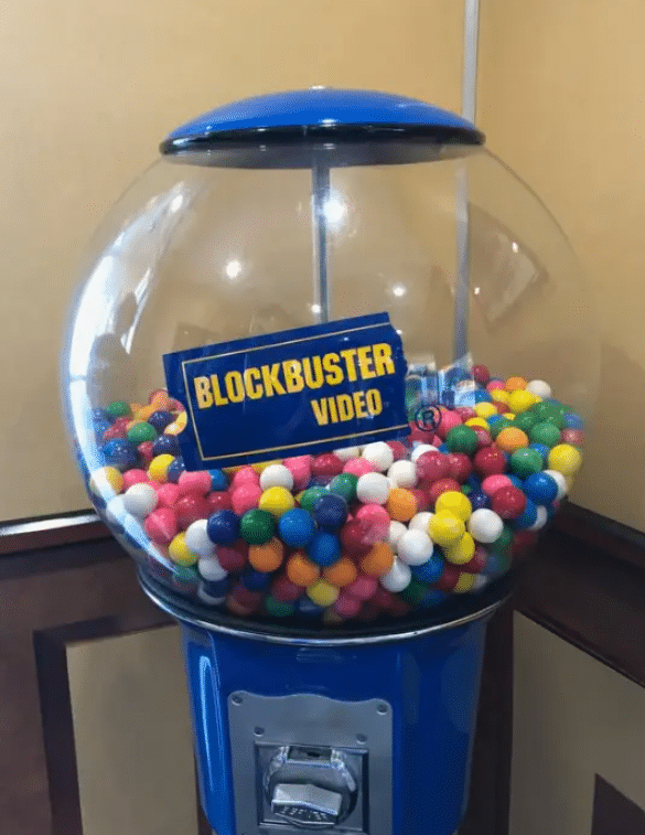 #10: Blockbuster Gumball Machine #1: 10-Color Pens, #3: Scary Stories to Tell in the Dark, #4: Pop-Tarts Crunch, #6: FM Scan Radio, #7: The Talkboy, #9: McDonald’s Cooler at School Functions, #10: Blockbuster Gumball Machine, #12: Polly Pocket, #13: Hard Rock Cafe, #15: McDonalds Hercules plates, #16: Lunchables, #18: This Exact Casserole Dish, #19: Warheads Candy, #21: Crayola Stamp Markers, #22: General Electric Alarm Clock, #24: This Exact Set of Stick-On Earrings, #25: View Master, #27: Blockbuster Membership Card, #28: Hamburger Stools at McDonald’s, #30: Kid Pix Game, #31: Magic Eye Posters, #34: Chuck E. Cheese’s ball pits, #34: Rainbow-Colored Toys “R” Us Plastic Bags
