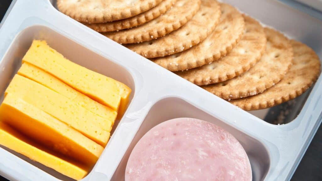 #16: Lunchables #1: 10-Color Pens, #3: Scary Stories to Tell in the Dark, #4: Pop-Tarts Crunch, #6: FM Scan Radio, #7: The Talkboy, #9: McDonald’s Cooler at School Functions, #10: Blockbuster Gumball Machine, #12: Polly Pocket, #13: Hard Rock Cafe, #15: McDonalds Hercules plates, #16: Lunchables, #18: This Exact Casserole Dish, #19: Warheads Candy, #21: Crayola Stamp Markers, #22: General Electric Alarm Clock, #24: This Exact Set of Stick-On Earrings, #25: View Master, #27: Blockbuster Membership Card, #28: Hamburger Stools at McDonald’s, #30: Kid Pix Game, #31: Magic Eye Posters, #34: Chuck E. Cheese’s ball pits, #34: Rainbow-Colored Toys “R” Us Plastic Bags