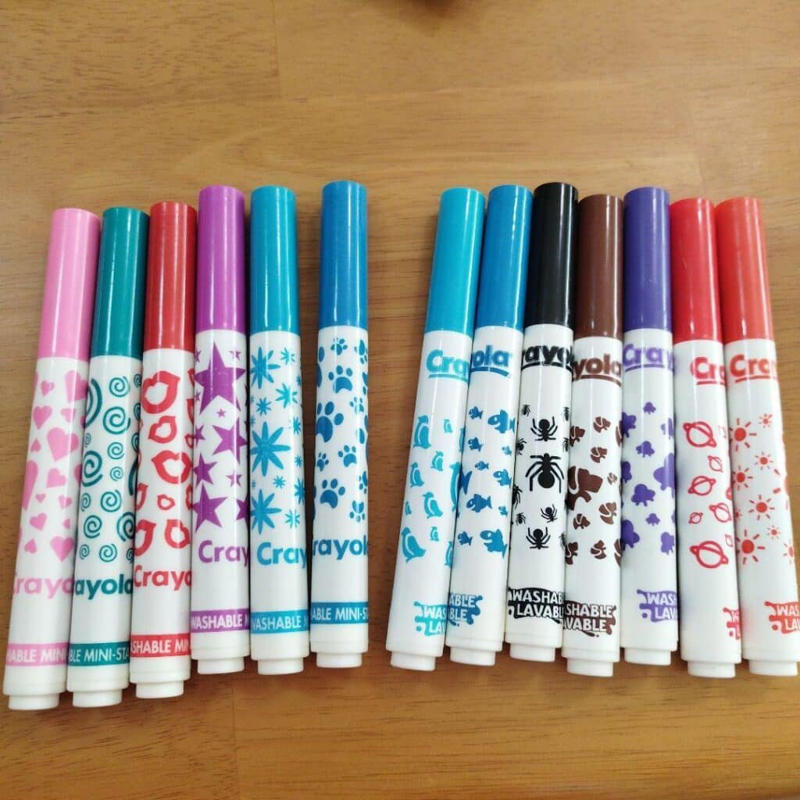 #21: Crayola Stamp Markers #1: 10-Color Pens, #3: Scary Stories to Tell in the Dark, #4: Pop-Tarts Crunch, #6: FM Scan Radio, #7: The Talkboy, #9: McDonald’s Cooler at School Functions, #10: Blockbuster Gumball Machine, #12: Polly Pocket, #13: Hard Rock Cafe, #15: McDonalds Hercules plates, #16: Lunchables, #18: This Exact Casserole Dish, #19: Warheads Candy, #21: Crayola Stamp Markers, #22: General Electric Alarm Clock, #24: This Exact Set of Stick-On Earrings, #25: View Master, #27: Blockbuster Membership Card, #28: Hamburger Stools at McDonald’s, #30: Kid Pix Game, #31: Magic Eye Posters, #34: Chuck E. Cheese’s ball pits, #34: Rainbow-Colored Toys “R” Us Plastic Bags
