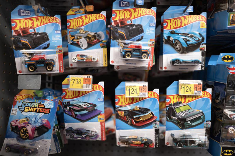 Hot Wheels Barbie Dolls, Stretch Armstrong, G.I. Joe, Star Wars Action Figures, Etch A Sketch, Rubik's Cube, Chatty Cathy, Speak & Spell, Easy-Bake Oven, Big Wheel, Rock 'Em Sock 'Em Robots, View-Master, Hungry Hungry Hippos, Hot Wheels, Lite-Brite, Pet Rock, Super Ball, Mastermind, Spirograph, Silly Putty, Magic 8-Ball, Game of Life, Clackers, Mouse Trap, Little People