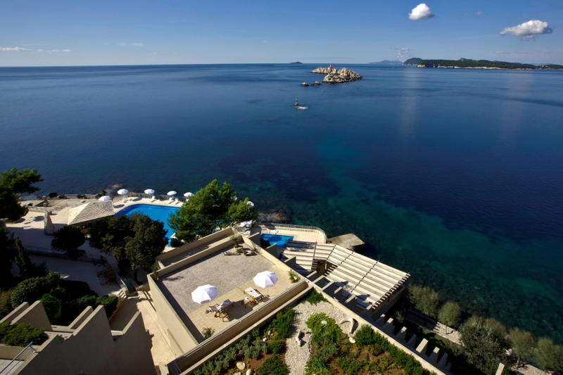 1. Hotel Excelsior Dubrovnik, 2. Hotel Kompas Dubrovnik, 3. Hotel More, 4. Dubrovnik President Valamar Collection hotel, 5. Hotel Dubrovnik Palace, 6. Hotel Bellevue, 7. Rixos Premium Dubrovnik hotel, 8. Hotel Splendid, 9. Sunny Dubrovnik by Valamar hotel, 10. Royal Hotel Blue, 11. Royal Hotel Princess