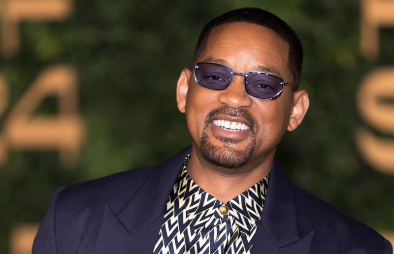 =11. Will Smith: $30 million (£23m) 20. Joaquin Phoenix: million (£17m), 17. Jake Gyllenhaal: million (£20m), 16. Denzel Washington: million (£21m), 15. Channing Tatum: million (£22m), 14. Mariska Hargitay: million (£22m), 10. Mark Wahlberg: million (£24m), 9. Adam Sandler: million (£27m), 8. George Clooney: million (£29m), 7. Nicole Kidman: million (£32m), 6. Brad Pitt: million (£32m), 5. Hugh Jackman: million (£51m), 4. Jerry Seinfeld: million (£54m), 3. Ryan Reynolds: 0 million (£77m), 2. Dwayne Johnson: 3 million (£79m)