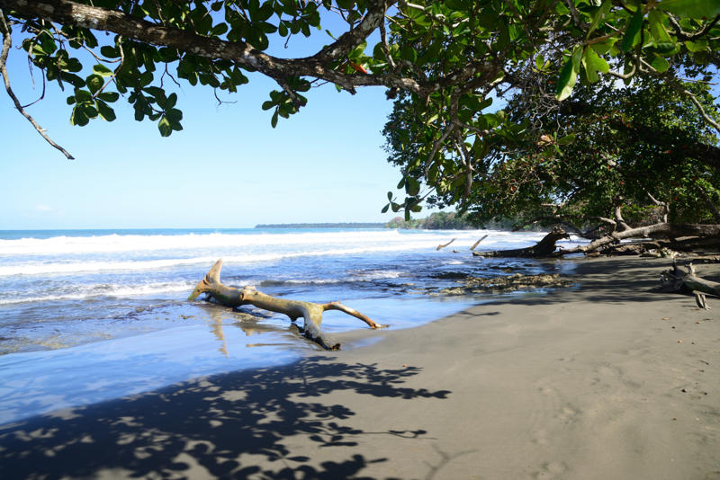 Retiring in Costa Rica What should you consider?, Retiring in Portugal, How is the minimum income calculated?, Retiring in Spain, Citizenship challenges, Visa duration, Retiring in Thailand, Retiring in Ecuador, Retiring in Argentina, Argentina's rich culture, Retiring in Costa Rica, Extraordinary nature, Retiring in Panama