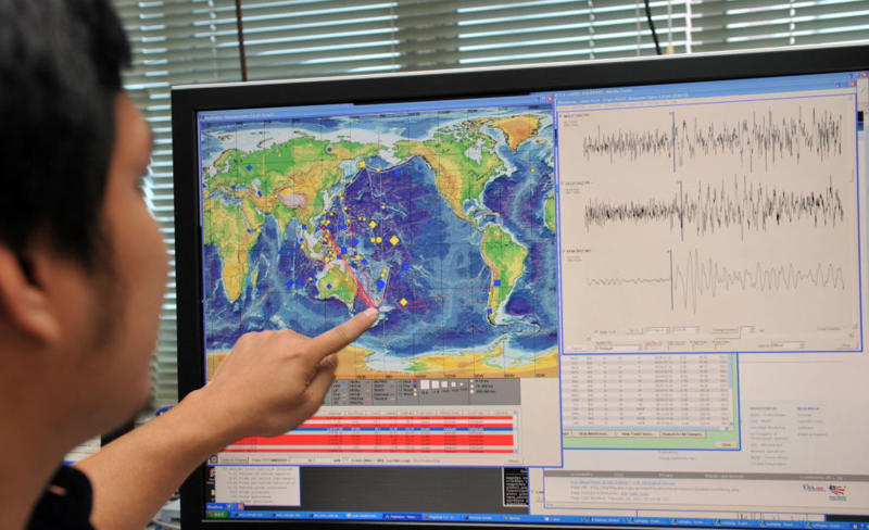 Earth's puzzle Seismologists turn to AI to predict the next major earthquake, Predicting earthquakes, Impossible task?, Earth's puzzle, Underground menace, Ideal scenario, Not enough, AI to the rescue, Benefits, Experiment, How it works, Drawback, Promising findings, Current use, Superhuman warning system, Looking promising