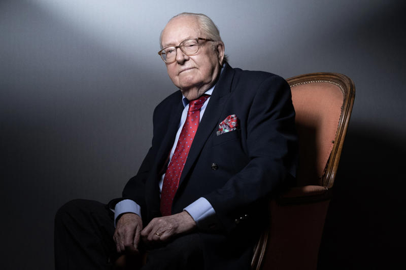 Jean-Marie Le Pen José Mujica, Mario Vargas Llosa, Val Kilmer, George Foreman, Gene Hackman, Michelle Trachtenberg, Wayne Osmond, Brenton Wood, The Vivienne, Mike Rinder, Brian Matusz, Jean-Marie Le Pen, Peter Yarrow, Sam Moore, Tony Slattery, David Lynch, Joan Plowright, Lynn Ban