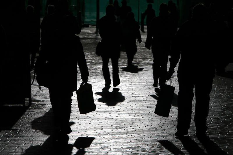 Functioning businesses and households on borrowed money Confidence, When people stop spending, Consumer confidence is measurable, More interest for shorter investments, Manufacturing, Rise of unemployment, Less opportunities for temporary workers, People don't feel secure about the future, Just before a recession, new car sales peak, Many stocks experience a significant drop for a significant amount of time, Functioning businesses and households on borrowed money, Construction, National and regional banks struggle, Loans and mortgage approval rates drop, SMEs and inflation