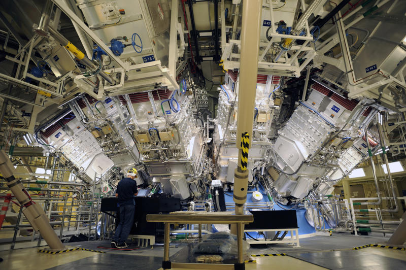 What is it?, On a more miniscule level, It's clean, Nuclear waste from fission, How could it be limitless?, How the energy could make it to your home, It holds incredible potential, It needs to be on a bigger scale, Tokamaks in the UK and France, A lot of heat to sustain, A bigger tokamak in the works, The hydrogen bomb was the first nuclear fusion, Using lasers at the National Ignition Facility, Why the recent breakthrough is important, Finding funding