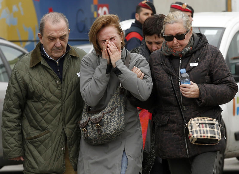 Victims The fateful day, An average morning, Inside the cockpit, The pilot returns, Tragedy looms, Passengers, The crash, Searches, Criminal investigation, Andreas Lubitz, Flight recorder, Controlled crash, New rules