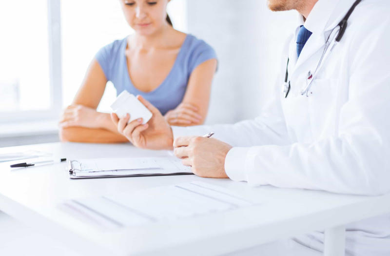 You haven’t spoken to your doctor about changes in meds You have access to good health care, You engage in double doctoring, You use more than one pharmacy, You’re taking the same drugs you were taking 20 years ago, You experience adverse effects from drug interactions, You take meds to treat side effects of other meds, Remembering, focusing, and even thinking is becoming a problem, You’re struggling to pay for your prescriptions, You’ve been recently hospitalized, You haven’t spoken to your doctor about changes in meds, You’re worried about addiction