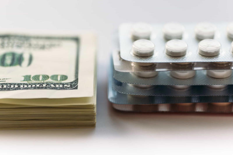 You’re struggling to pay for your prescriptions You have access to good health care, You engage in double doctoring, You use more than one pharmacy, You’re taking the same drugs you were taking 20 years ago, You experience adverse effects from drug interactions, You take meds to treat side effects of other meds, Remembering, focusing, and even thinking is becoming a problem, You’re struggling to pay for your prescriptions, You’ve been recently hospitalized, You haven’t spoken to your doctor about changes in meds, You’re worried about addiction