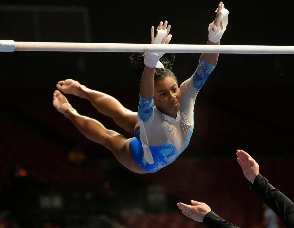 Unbelievable photos capture the essence and excitement of Florida Gators women's gymnastics