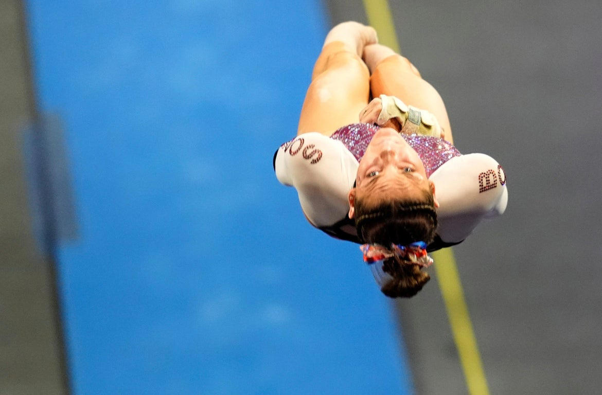 Extraordinary photos spotlight Livvy Dunne, Audrey Davis among star collegiate gymnasts