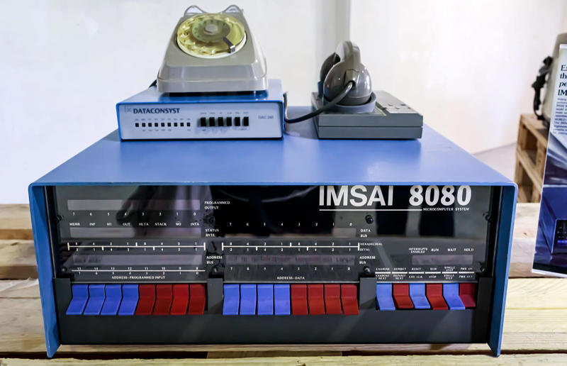 IMSAI 8080 Old tech worth serious money, Nintendo Donkey Kong Game & Watch, Amstrad CPC 464, Nintendo Game Boy Color Ozzie! Ozzie! Ozzie!, Coleco Industries ColecoVision, Commodore PET 2001, Super Nintendo Entertainment System, Sinclair ZX Spectrum, NeXTcube, Apple III, Nintendo Game Boy Micro Mother 3 Deluxe, IBM 5150, Apple II, Nintendo Game Boy Pocket Emerald Green, Sega Mega Drive 2, Commodore 64, Original Nintendo Game Boy, IMSAI 8080, Atari 2600, NEC Home Electronic/Hudson Soft TurboDuo, Sega Genesis Model 1, Apple Macintosh 128K, Acorn System 1, Sony PlayStation 2 European Automobile Color Collection, Sega Dreamcast Divers 2000 CX-1, Apple Lisa, Commodore 65