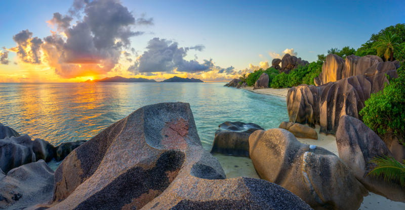 Seychelles Philippines, Antigua and Barbuda, The Bahamas, Cabo Verde, Costa Rica, Czech Republic, Dominica, Montserrat, Portugal, Seychelles, Tax requirements