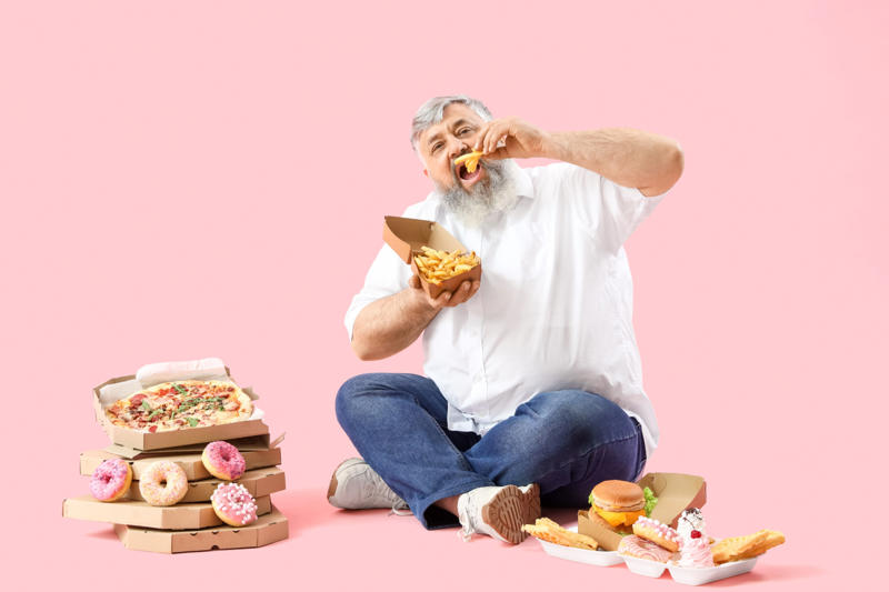 Highly modified Once you start, you can't stop?, Ultra-processed vs. processed, Fighting evolutionary factors, Industrial processes, Something sinister?, Highly modified, Hard to avoid it, Starch slurry, Missing nutrients, Fast digestion, Gut health, Hyper-palatability, "Eat more" environment, Healthier alternatives