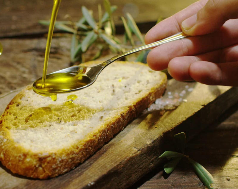 Why do we need fats?, Unhealthy fats, So, which fats are healthy?, Polyunsaturated fatty acids, Examples, Fatty fish, Chia seeds, Olive oil, Greek yogurt, Flaxseed, Nut and seed butters