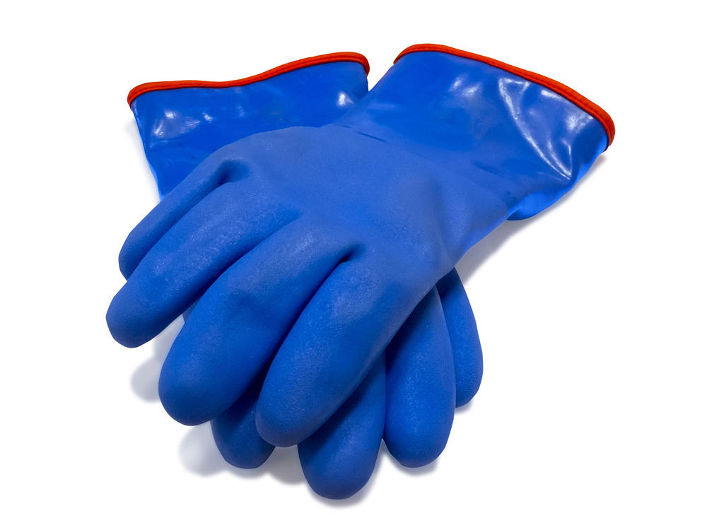 Use Rubber Gloves to Gather Hair Rubber gloves, Lint rollers, Pumice stones, Squeegees, Vacuum with pet attachments, Dryer sheets, Fabric softener spray, Professional rubber brushes, Dampened microfiber cloths, Wire brushes, Velcro rollers, Duct tape, Anti-static spray, Balloon method, Steam cleaning, Professional pet grooming tools, Car detailing services, Clean rides ahead