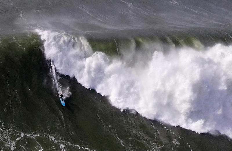 Shipstern Bluff, Pipeline, Mavericks, Teahupoo (Teahupo'o), Teahupoo (Teahupoʻo), Jaws (Pe'ahi), Praia do Norte, Dungeons, Waimea Bay, Western Australia