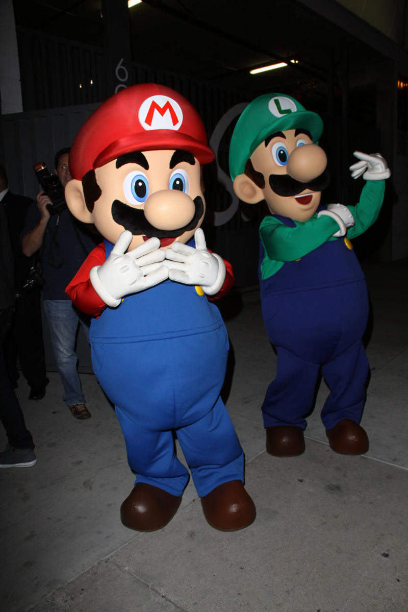 'Super Mario Bros.' 'Super Mario Bros.', 'Uncharted', 'Tomb Raider', 'Resident Evil', 'Mortal Kombat', 'Assassin's Creed', 'Street Fighter', 'Silent Hill', 'Dungeon Siege', 'Warcraft', 'Prince of Persia', 'Max Payne', 'Need for Speed', 'Tekken', 'Double Dragon', 'Wing Commander'