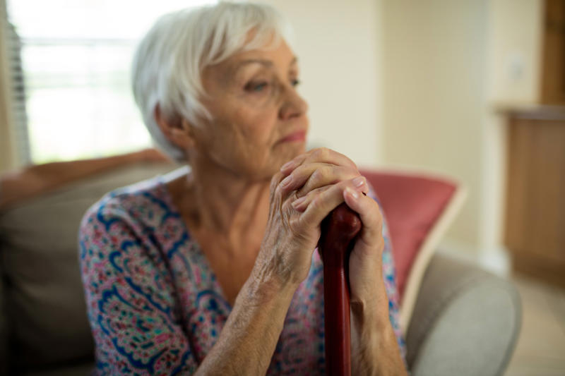 Alzheimer's disease, Worldwide incidences of the disease, Early diagnosis, Death rate, Initial symptoms, Constant care, Middle-stage symptoms, Losing awareness, Duration of illness, Difficulty in diagnosis, Treatment, Alternative treatments, Cognitive and behavioral therapy