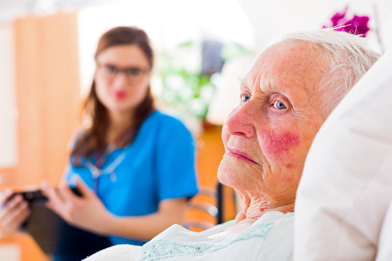 Alzheimer's disease, Worldwide incidences of the disease, Early diagnosis, Death rate, Initial symptoms, Constant care, Middle-stage symptoms, Losing awareness, Duration of illness, Difficulty in diagnosis, Treatment, Alternative treatments, Cognitive and behavioral therapy