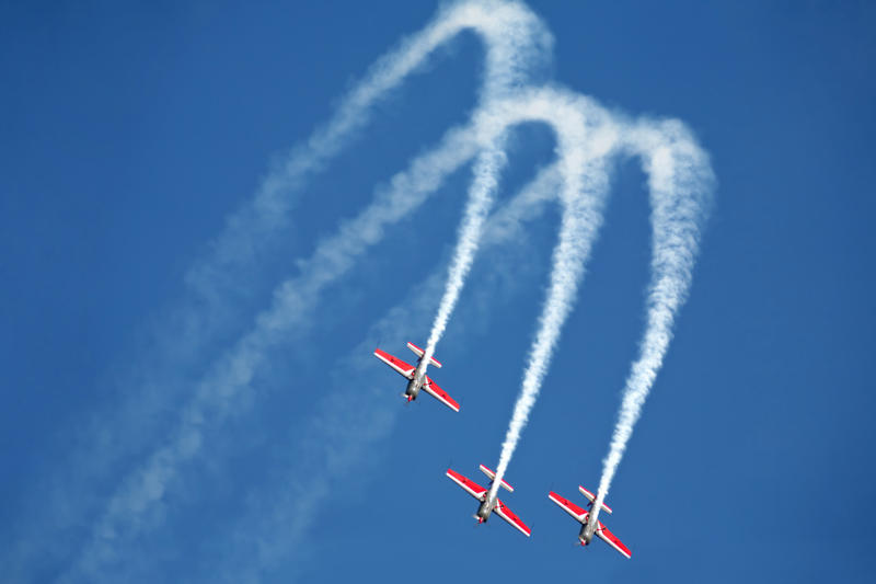 Skywriting A dream takes shape, The enduring mystery, An invisible ocean, Equal transit time theory, Real aerodynamic understanding, Centripetal acceleration, Medieval physics, Newton’s first law, Newton's second law, Newton's third law, Aerodynamics, When physics fights back, Failure of thrust and lift
