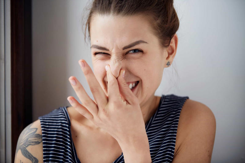 Fart Cyberstalk, Don’t wash their bras often enough, Don’t wash their hair daily, Look in the mirror…and feel fat, Pee in the shower, Use toilet paper as makeshift sanitary pad, Eat snacks…hidden, Smell their partner's clothes, Pick their noses, Poop more during menstruation, Pluck rogue hair, Bite their nails