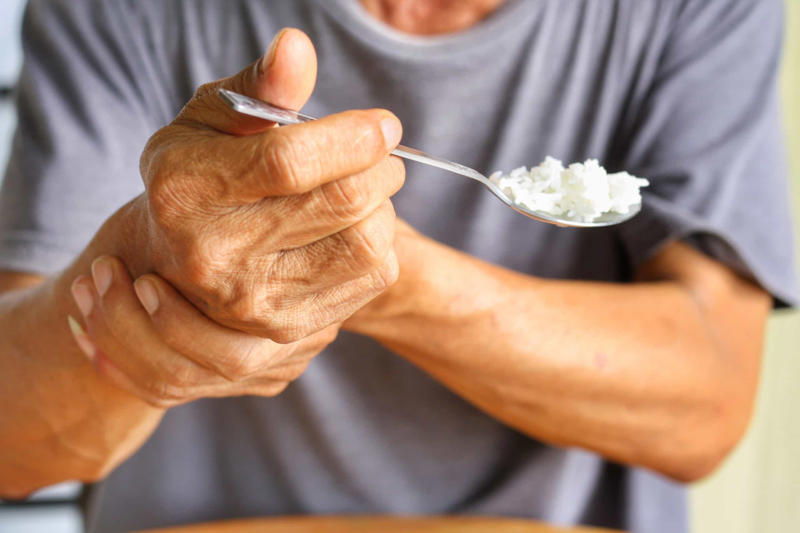 What are the symptoms? What is dopamine?, Who's affected?, What are the symptoms?, Psychological symptoms, Living with Parkinson's disease, Physiotherapy, Mobility aids and assistance, Keep a Parkinson's diary, Specialist care, Relationships and support, Daily support, Get active, Help them feel normalcy