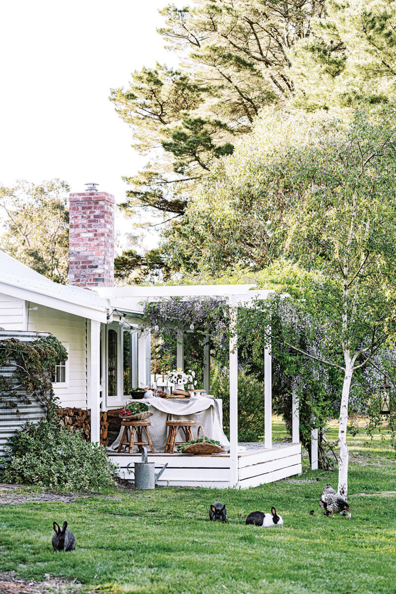24 of best country home facades,      The wild and windswept weatherboard   ,      The remote coastal cottage   ,      The storybook countryside home    ,      The historic Georgian homestead    ,      The salvaged dream home   ,      The historic shearers’ quarters   ,      The renovated white farmhouse   ,      The sweet, romantic cottage   ,      The fire-resistant new build   ,      The gable-roofed cottage   ,      The antique-packed cottage   ,      The luxe, rustic beach shack   ,      The idyllic family farm   ,      The black barn farm   ,      The cosy blue beach house   ,      The beloved family weatherboard    ,      The little red barn   ,      The cottage and flower farm   ,      The charming mountain homestead   ,      The divine renovated church   ,      The grand old station   ,      The historic Ballarat homestead   ,      The multi-generational family farmhouse   ,      The rustic holiday home   