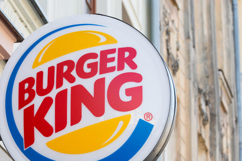 Burger King Culver's, Five Guys, In-N-Out Burger, Shake Shack, McDonald's, Burger King, Smashburger, Jack in the Box, Whataburger, Steak 'n Shake, Fuddruckers, Fatburger, Carl's Jr.