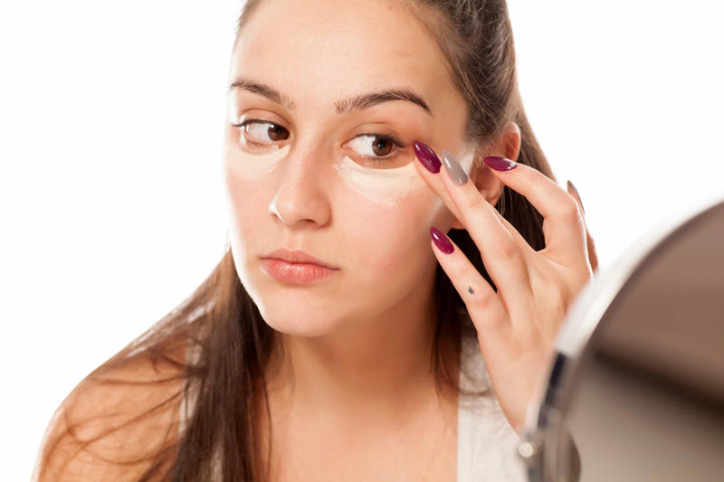 Too much concealer Picking the wrong color foundation, Stretching your eye for the perfect wing, Applying blush too low, Testing foundation on your wrist, Overwashing your face, Putting on makeup in bad lighting, Keeping your mascara too long, Wearing waterproof mascara every day, Putting bronzer all over your face, Sleeping in your makeup, Too much concealer, Doing your lips first, Using too much mascara on the bottom lashes, Skipping the neck, Not changing your foundation with the season, Letting your lipstick bleed, Not doing eyeliner for your eye shape, Doing too much