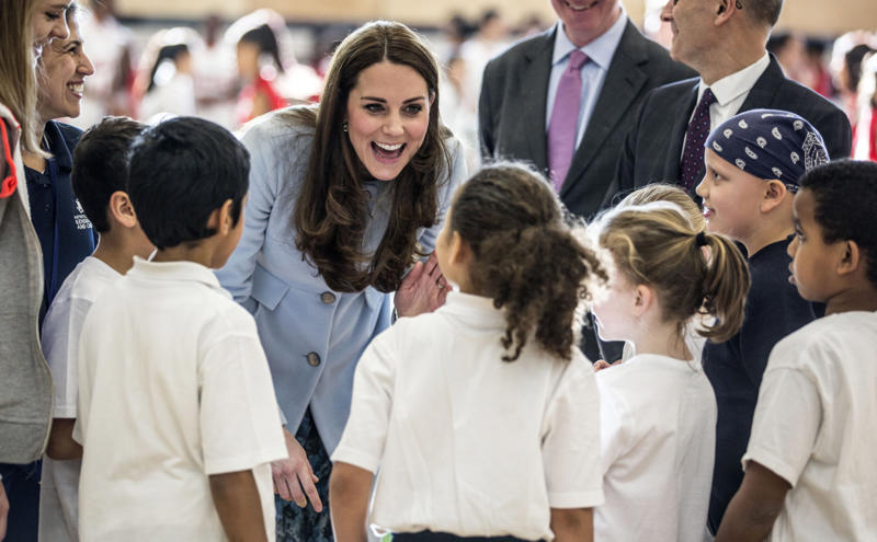Assuming a leadership position, Princess Elizabeth during WWII, Serving in the military, Further examples, Commitment to their country, Doing charity work, Invictus Games, Making direct addresses, King George VI, 1939, Practicing diplomacy, Doing humanitarian work, King Charles III, Getting involved with philanthropy